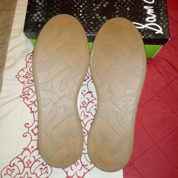 Sam Edelman Moxie Sneakers - Picture 5 of 8